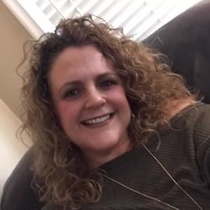 Meet your Posher, Traci